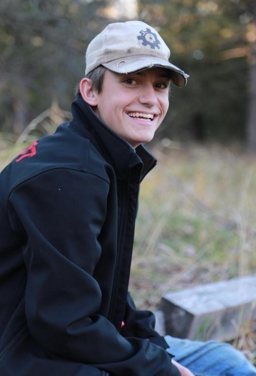 North Platte Community Mourns 18-Year-Old Brayden Hulquist Killed in Tragic Highway 83 Crash