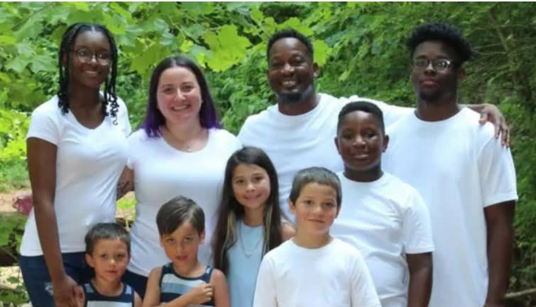 Tragic Shooting Claims Two Lives During Family Gathering in Ensley